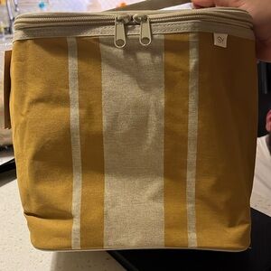 COPY - COPY - NWT "Nourish by SoYoung" Lunch Bag - mustard stripes